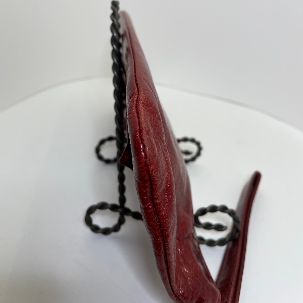 HOBO | 2000s Vintage | Genuine Leather RED Wristlet/Wallet with BOW detailing - Picture 4 of 7